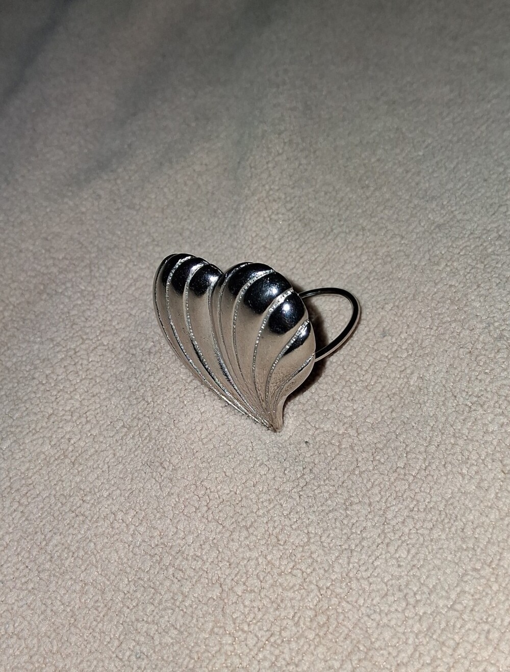 Silver Leaf-Style Heart Brooch - Women Jewelry Brooches